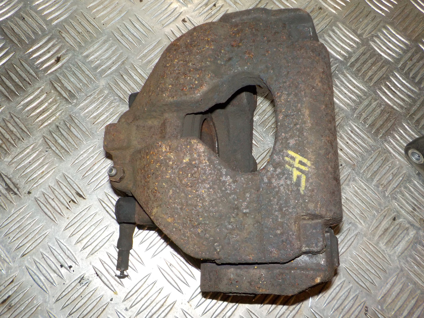 VW Transporter T5 1.Fac: Okt 2009/Jul 2015 Bremsekaliber HF Med OEM Nr. 7L6615124F Fra VW Ophugger