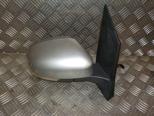 Ford Focus Sidespejl Med OEM Nr. 1698921 Fra Ford Ophugger