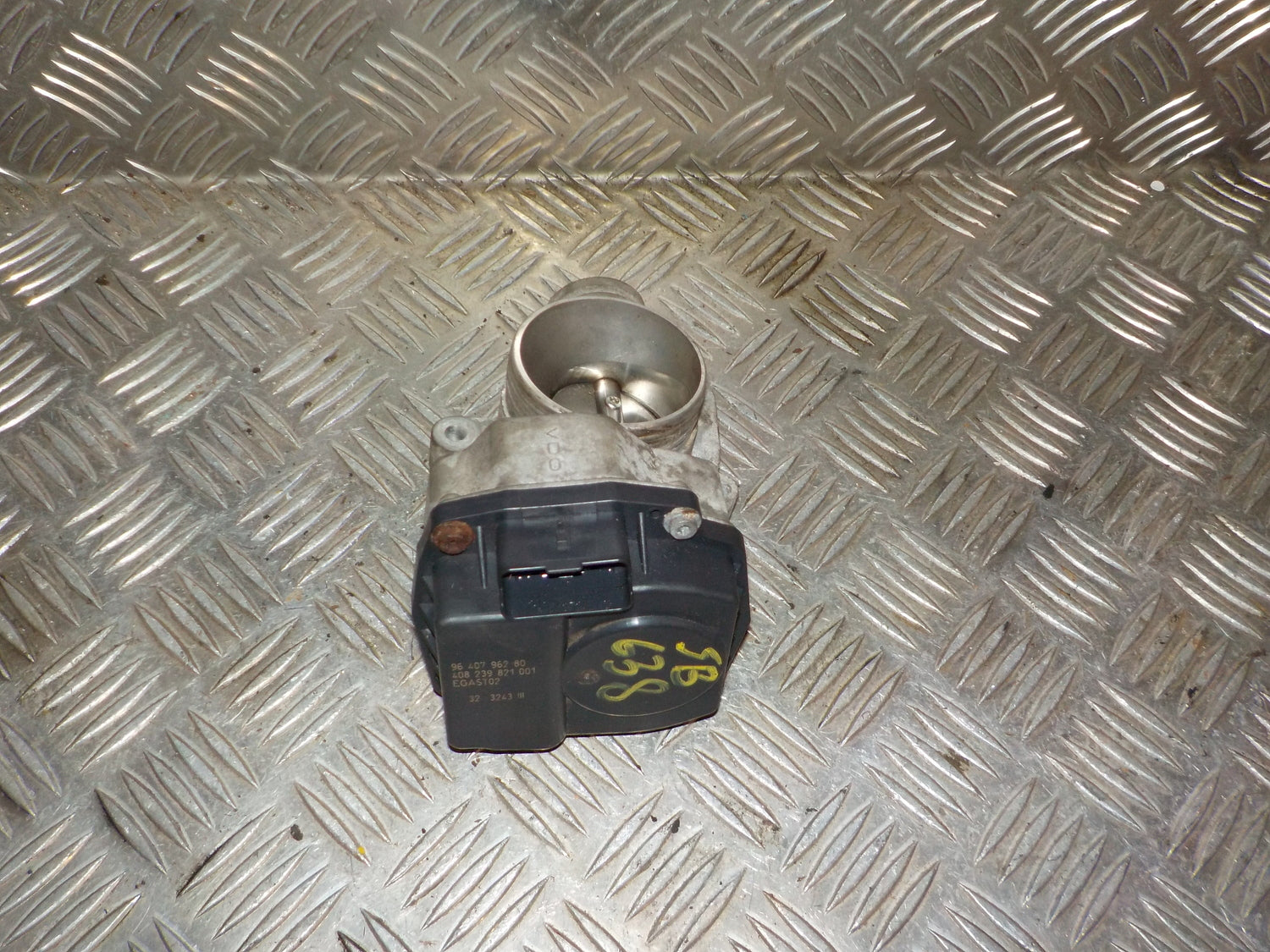 Citroen C3 Spjældhus Med OEM Nr. 9640796280 Fra Citroen Ophugger