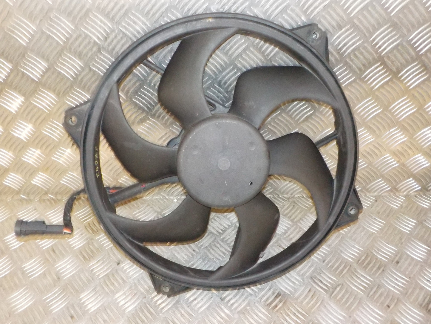 Citroen C4 Kølerblæser El Med OEM Nr. 1253G7 Fra Citroen Ophugger