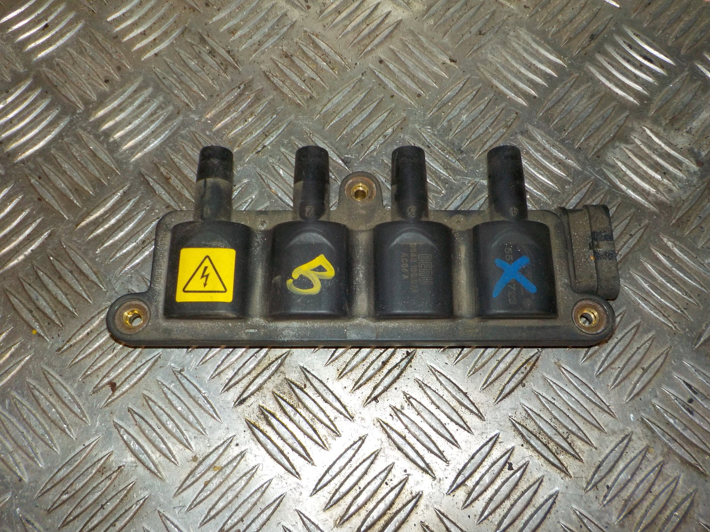 Ford Ka Tændspole El Med OEM Nr. 1671690 Fra Ford Ophugger