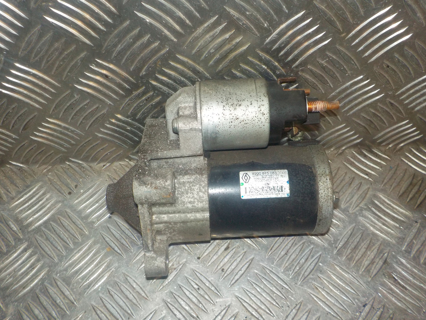 Dacia Logan Starter Med OEM Nr. 8200845083 Fra Dacia Ophugger