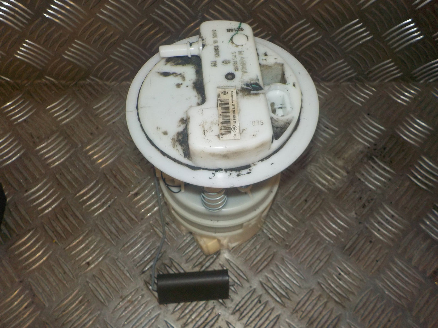 Dacia Logan Benz/Brændstofpumpe El Med OEM Nr. 8200903683 Fra Dacia Ophugger