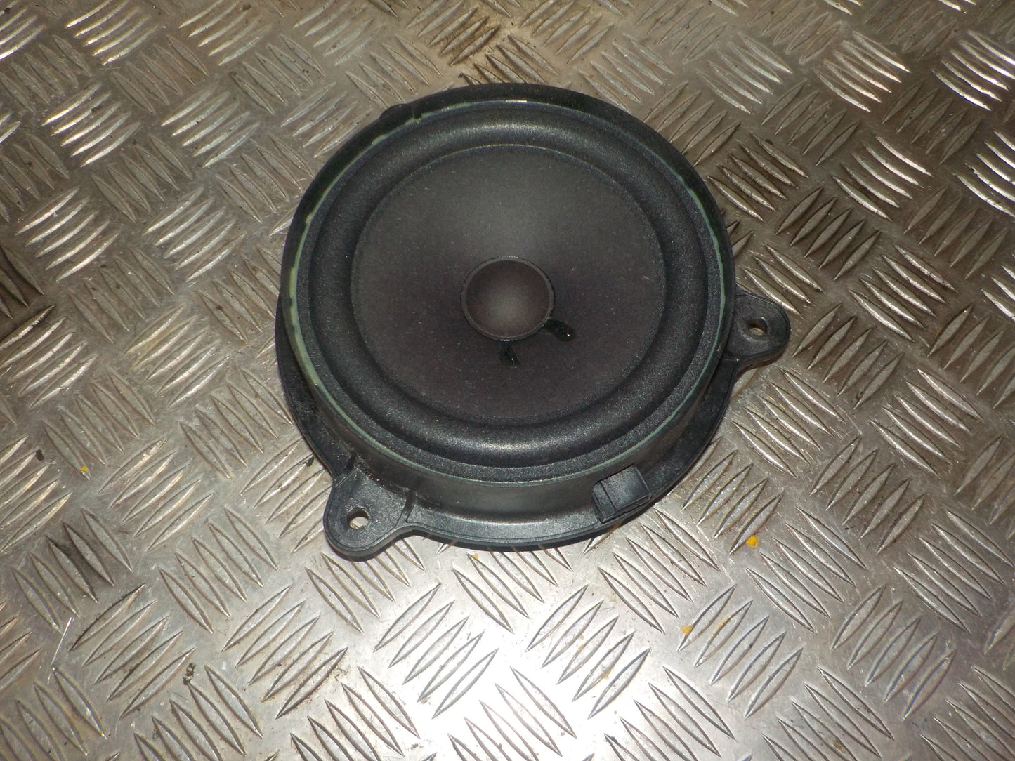 Renault Laguna 3 Højttaler Med OEM Nr. BOSE Fra Renault Ophugger