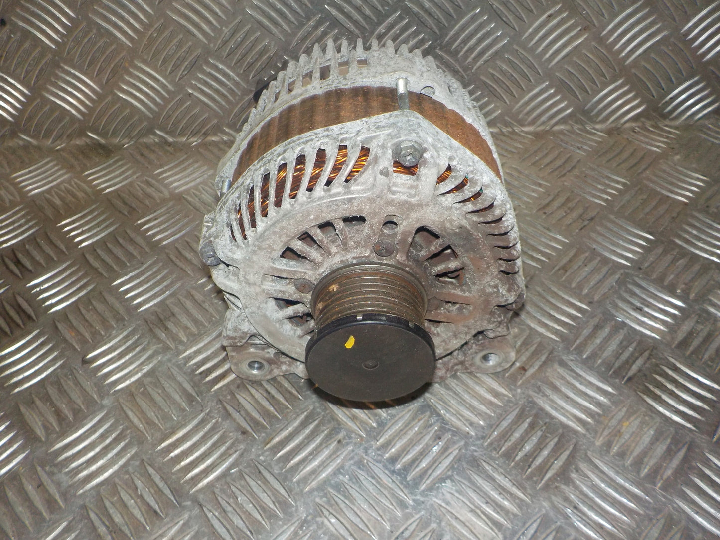 Renault Laguna 3 Generator Med OEM Nr. 8200960536 Fra Renault Ophugger