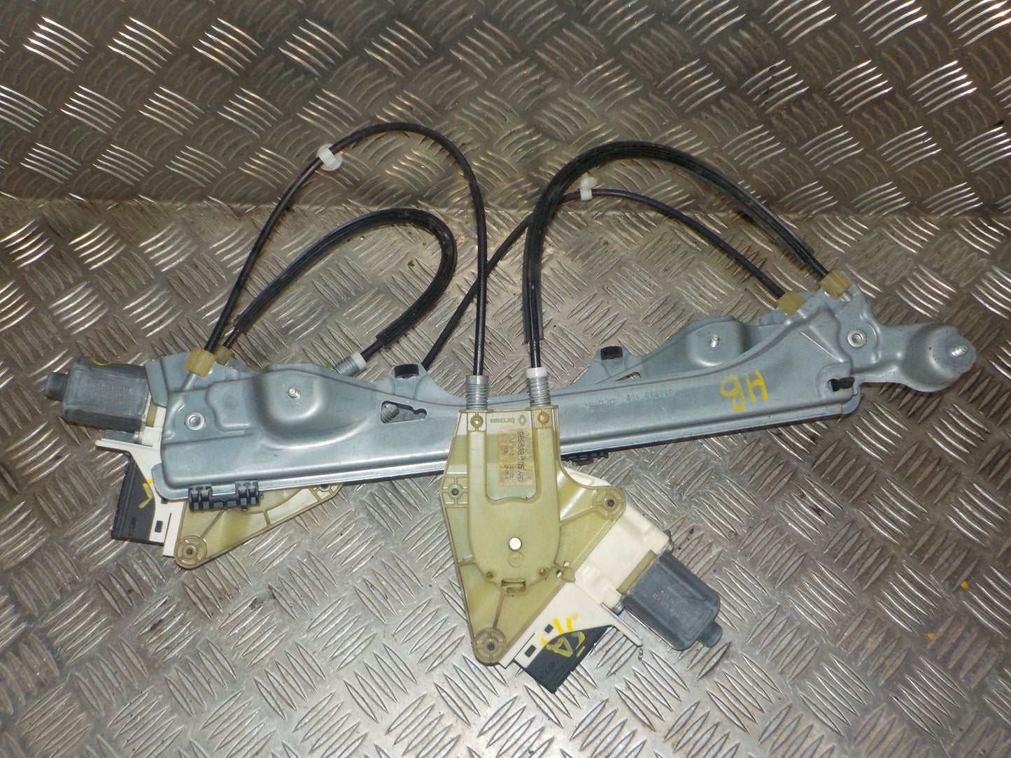 Renault Laguna 3 Rudemotor - Rudehejs Med OEM Nr. 0130822331 Fra Renault Ophugger