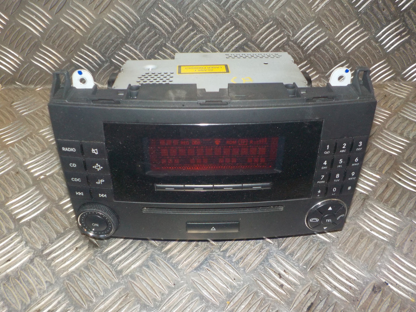 Mercedes B W245 Radio M/Cd Med OEM Nr. 1698207589 Fra Mercedes Ophugger