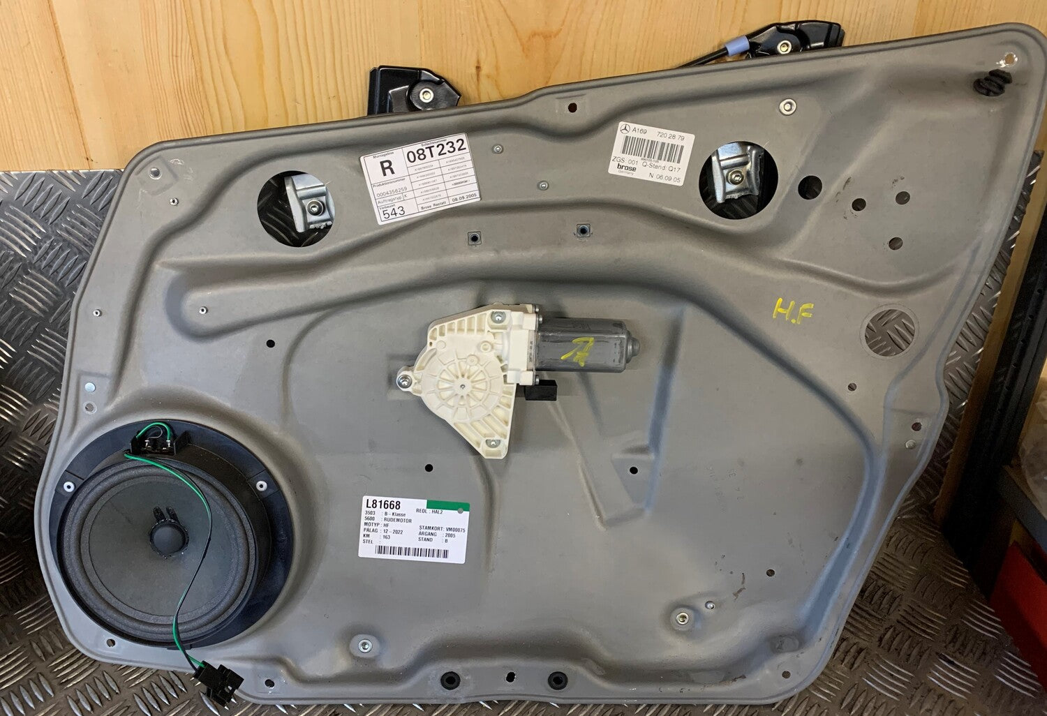 Mercedes B W245 Rudemotor - Rudehejs Med OEM Nr. 1697202879 Fra Mercedes Ophugger