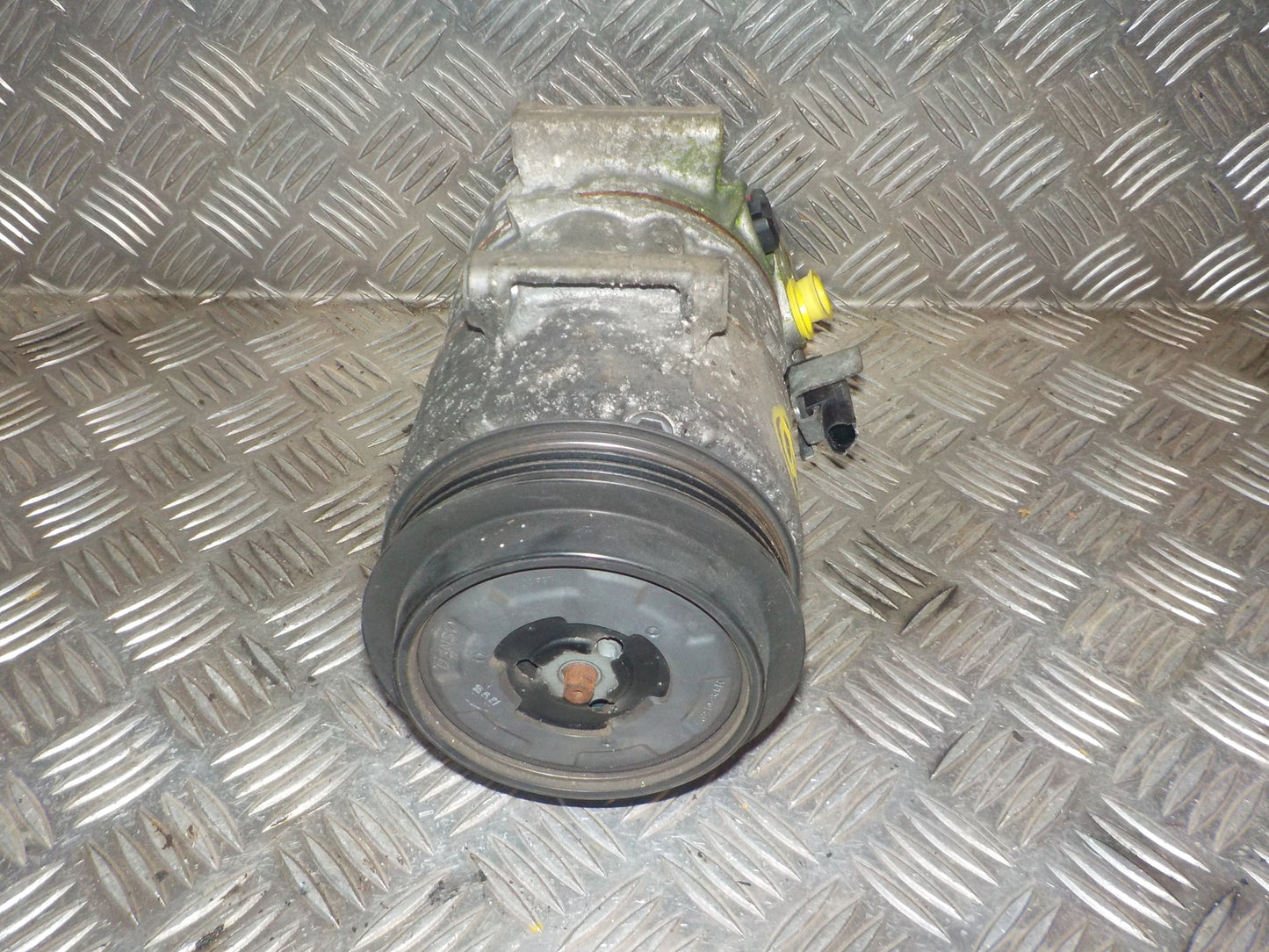 Mercedes B W245 Aircondition Pumpe Med OEM Nr. 4471905241 Fra Mercedes Ophugger