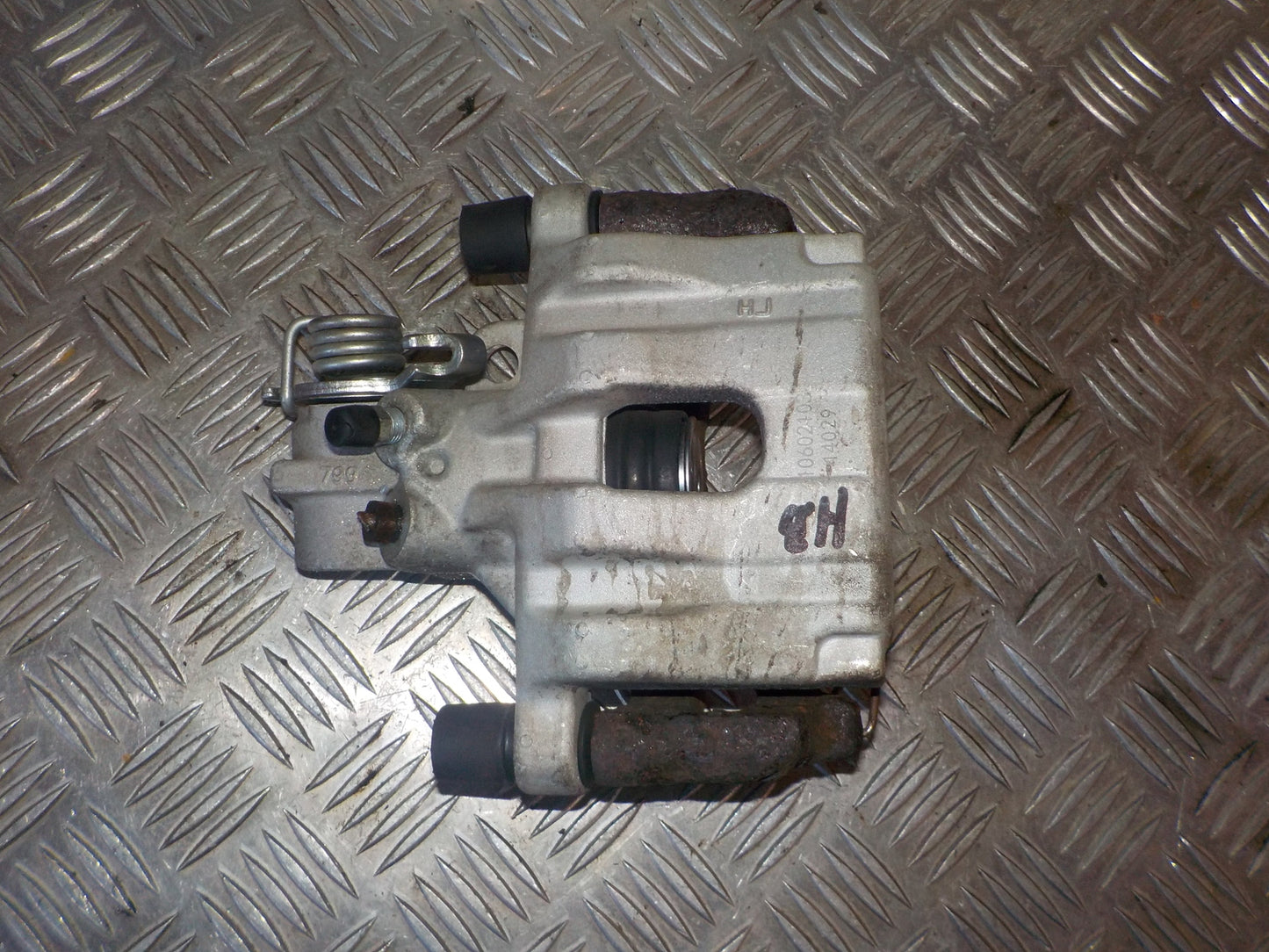 Renault Laguna 2 Bremsekaliber HB Med OEM Nr. 7701049109 Fra Renault Ophugger