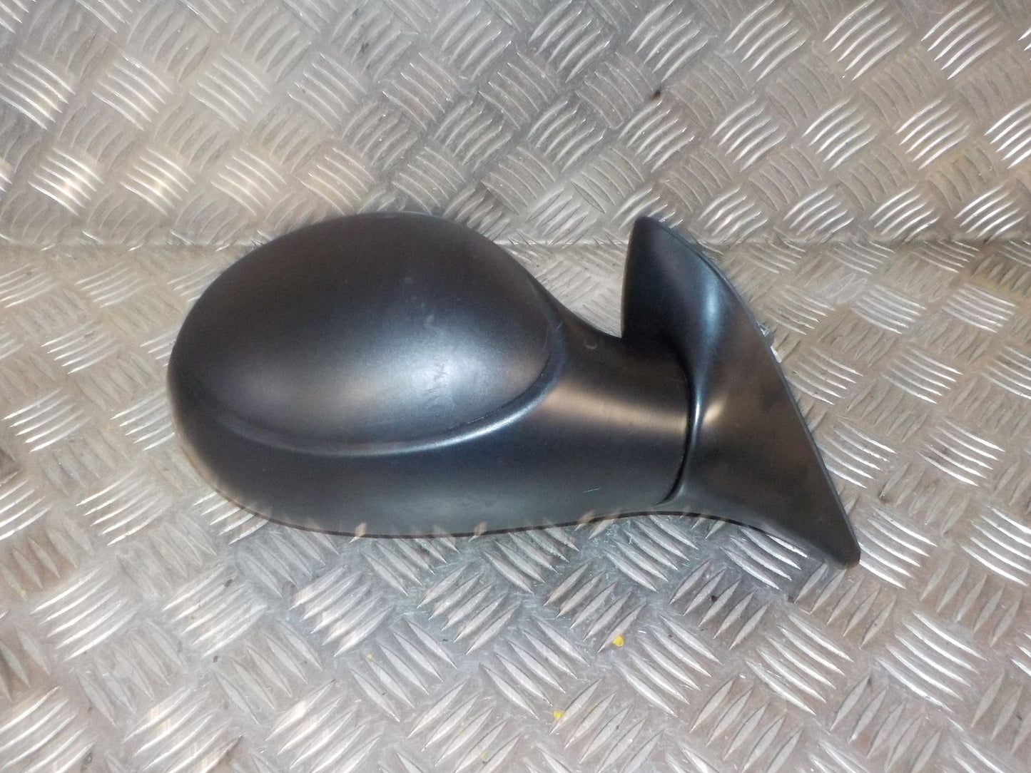 Citroen Xsara Picasso Sidespejl Med OEM Nr. 8149F8 Fra Citroen Ophugger