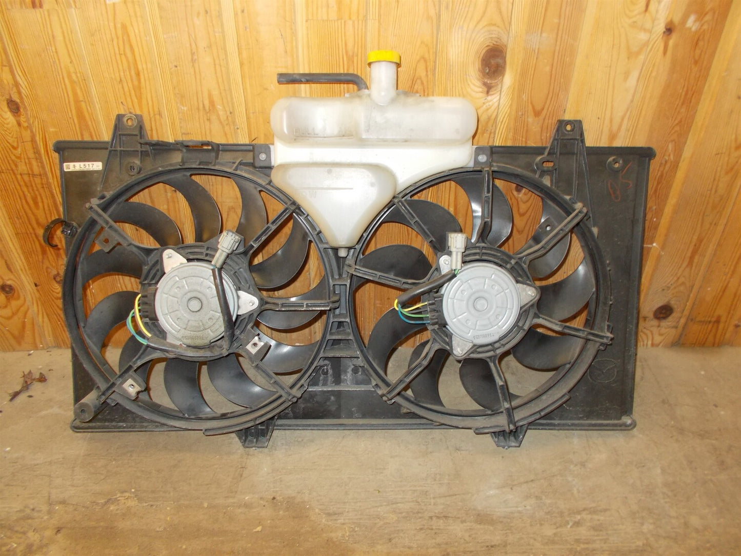 Mazda 6 GH Kølerblæser El Med OEM Nr. 2240709 Fra Mazda Ophugger