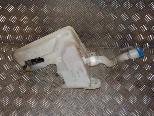 Skoda Octavia Sprinkler M/Motor Med OEM Nr. 5Q0955448AE Fra Skoda Ophugger