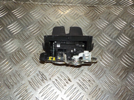 Skoda Octavia Dørlås Med OEM Nr. 5E0827505 Fra Skoda Ophugger