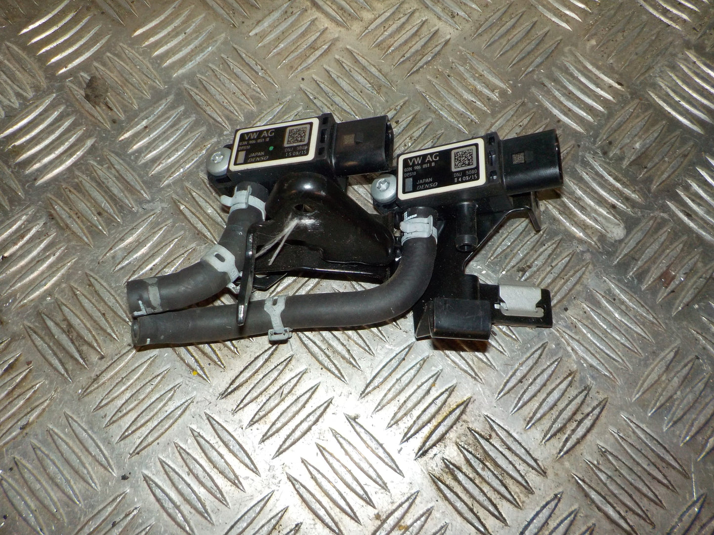 Skoda Octavia Turbo Ladetrykreg Med OEM Nr. 03N906051B Fra Skoda Ophugger