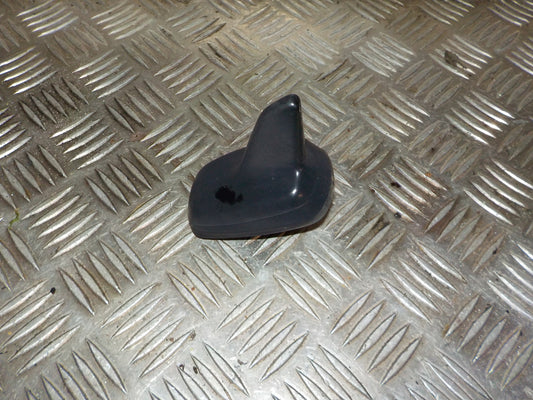 Skoda Octavia Antenne Med OEM Nr. 5Q0035507 Fra Skoda Ophugger