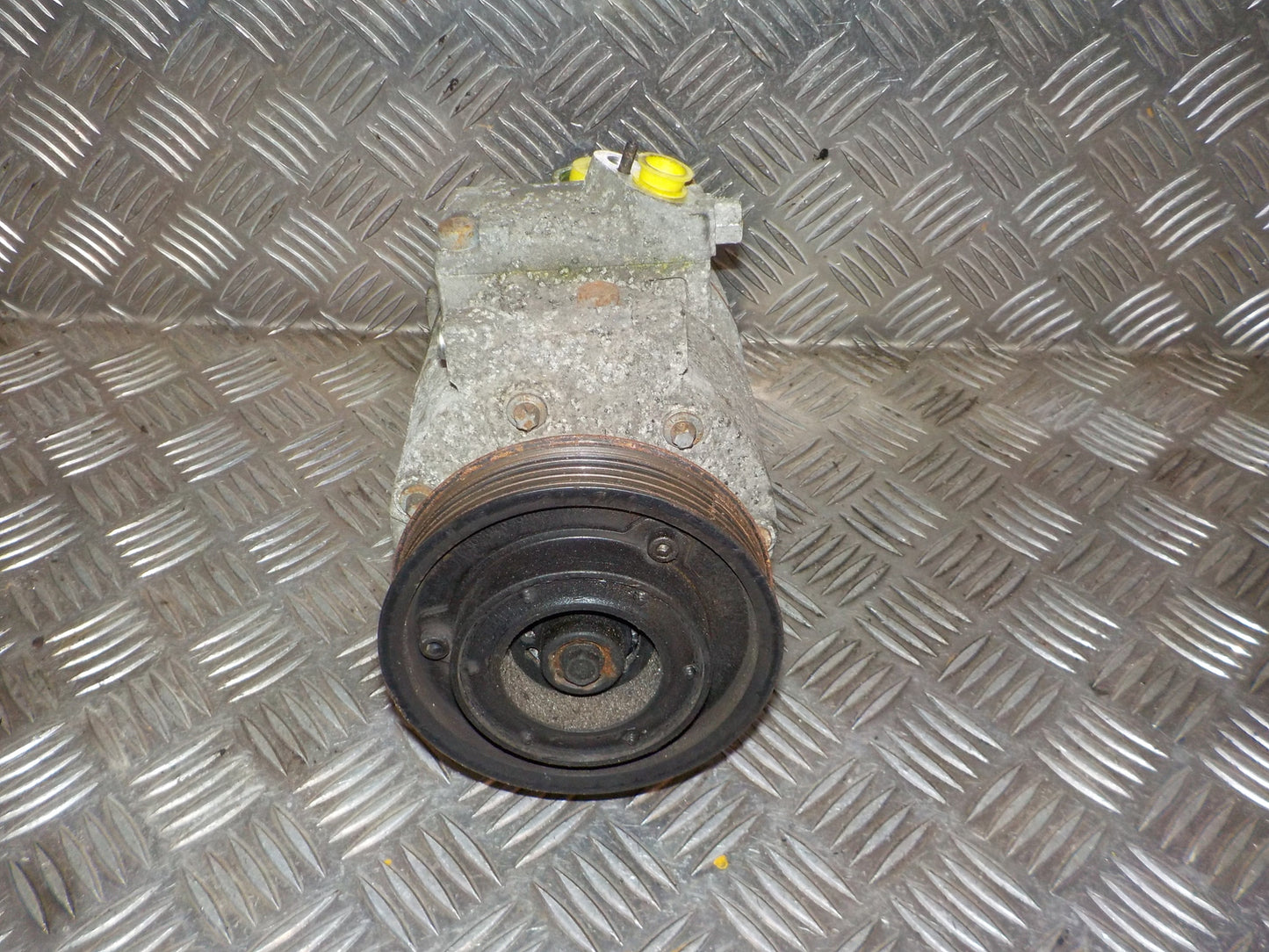 Skoda Octavia Aircondition Pumpe Med OEM Nr. 1K0820803N Fra Skoda Ophugger