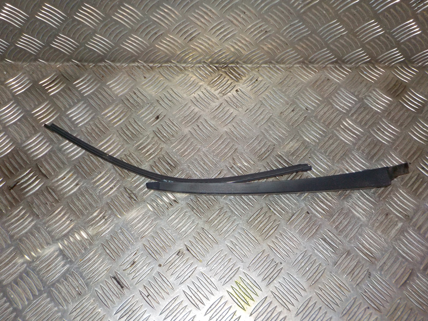 Seat Toledo Viskerarm Med OEM Nr. 5JA955707A Fra Seat Ophugger