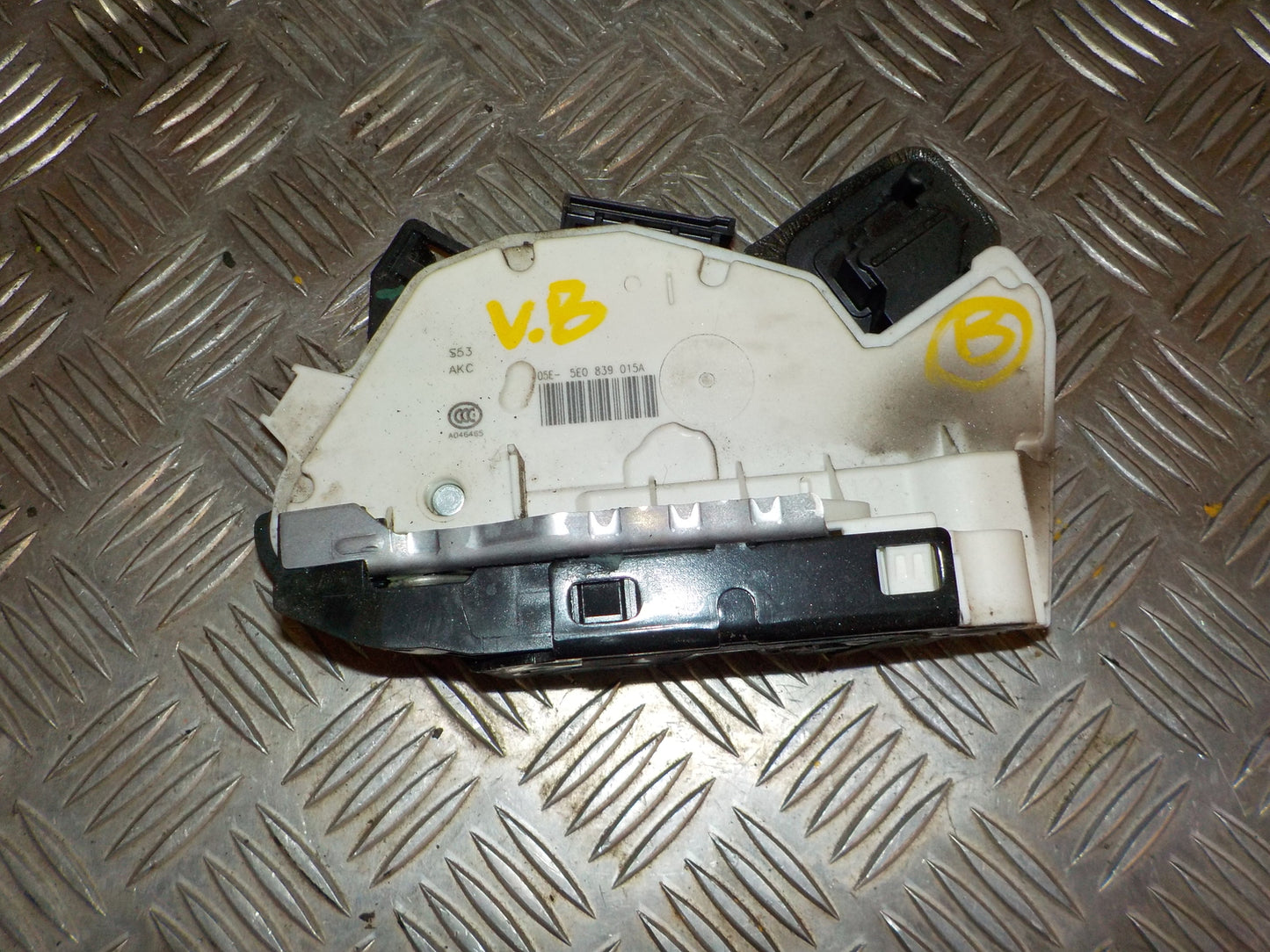 Seat Toledo Dørlås Med OEM Nr. 5E0837015A Fra Seat Ophugger