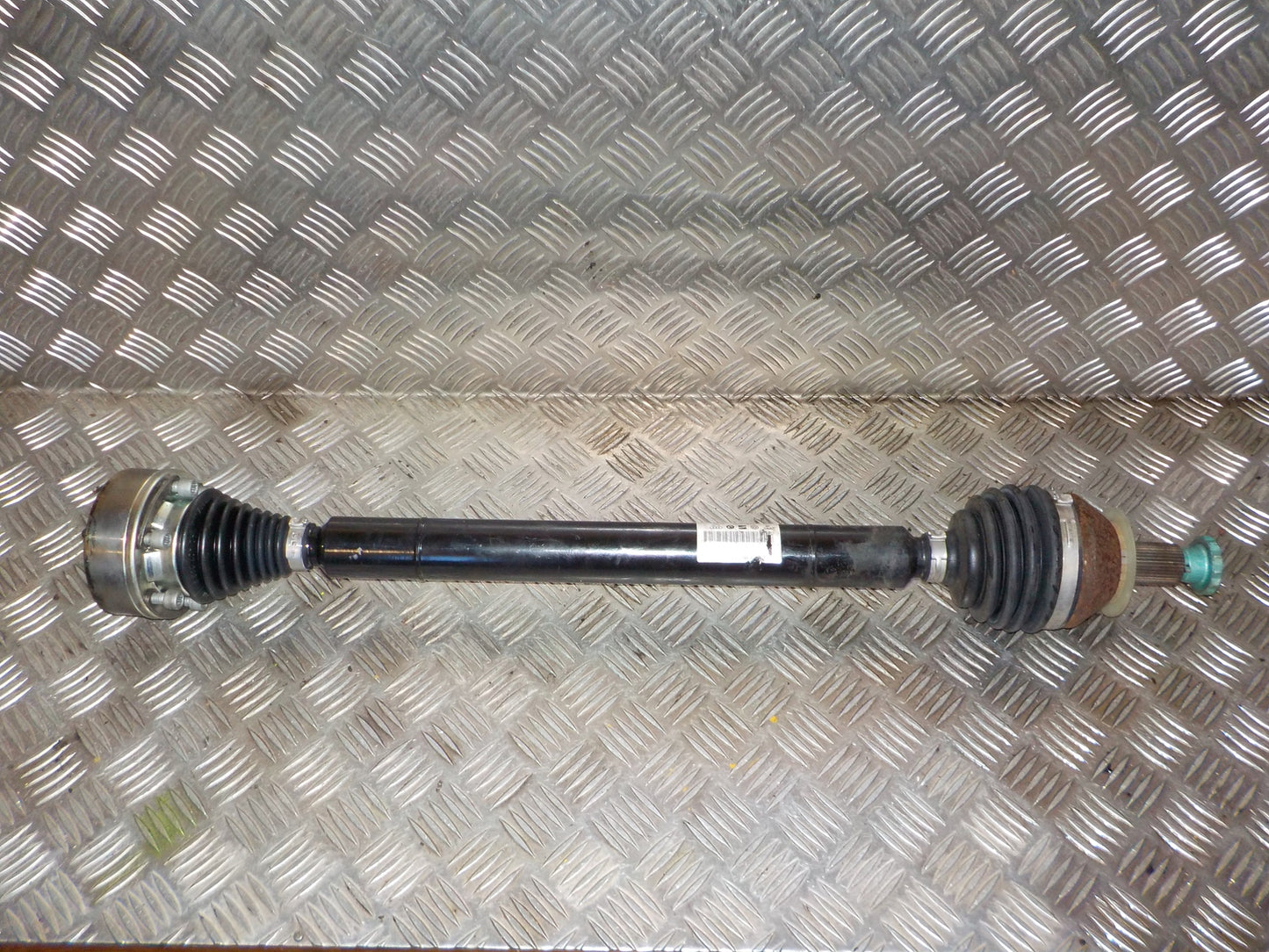 Skoda Fabia Trækaksel For H Med OEM Nr. 6C0407272C Fra Skoda Ophugger