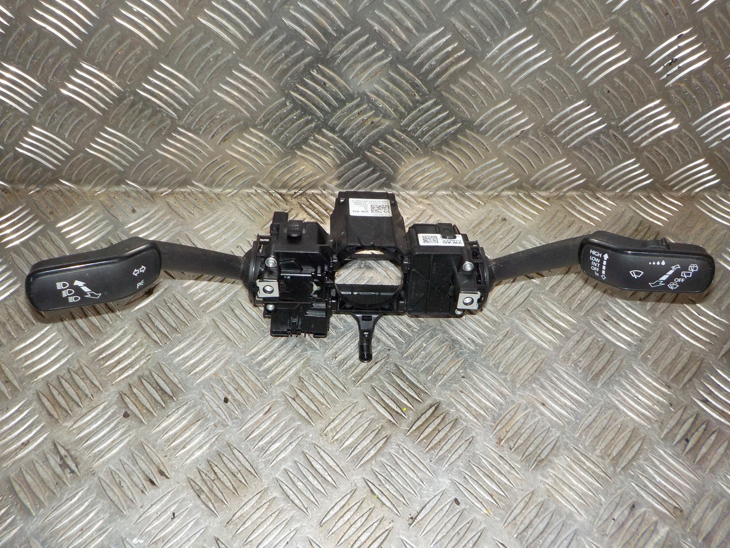 Skoda Fabia Kontakt Combi Med OEM Nr. 6C0953501 Fra Skoda Ophugger