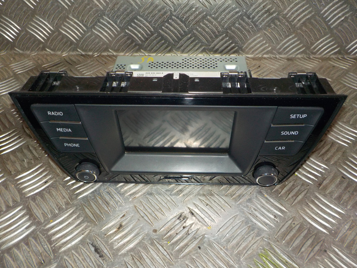 Skoda Fabia Radio M/Cd Med OEM Nr. 6V0035869B Fra Skoda Ophugger