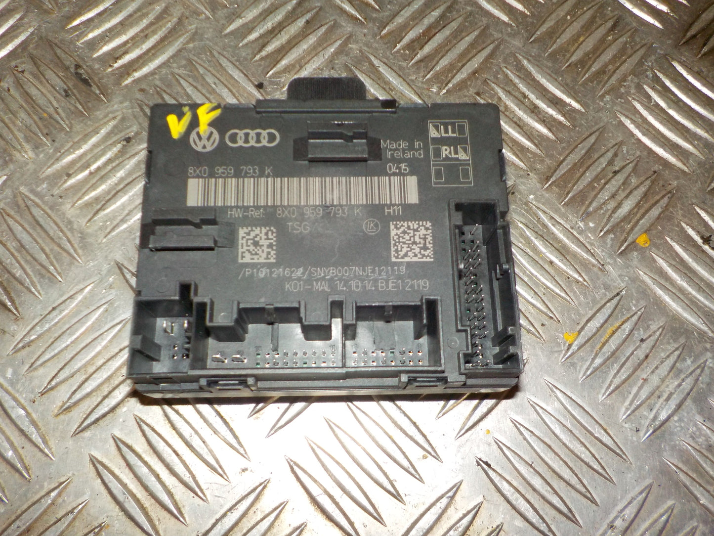 Audi Q3 Bcm / Komfortkomputer Med OEM Nr. 8X0959793K Fra Audi Ophugger