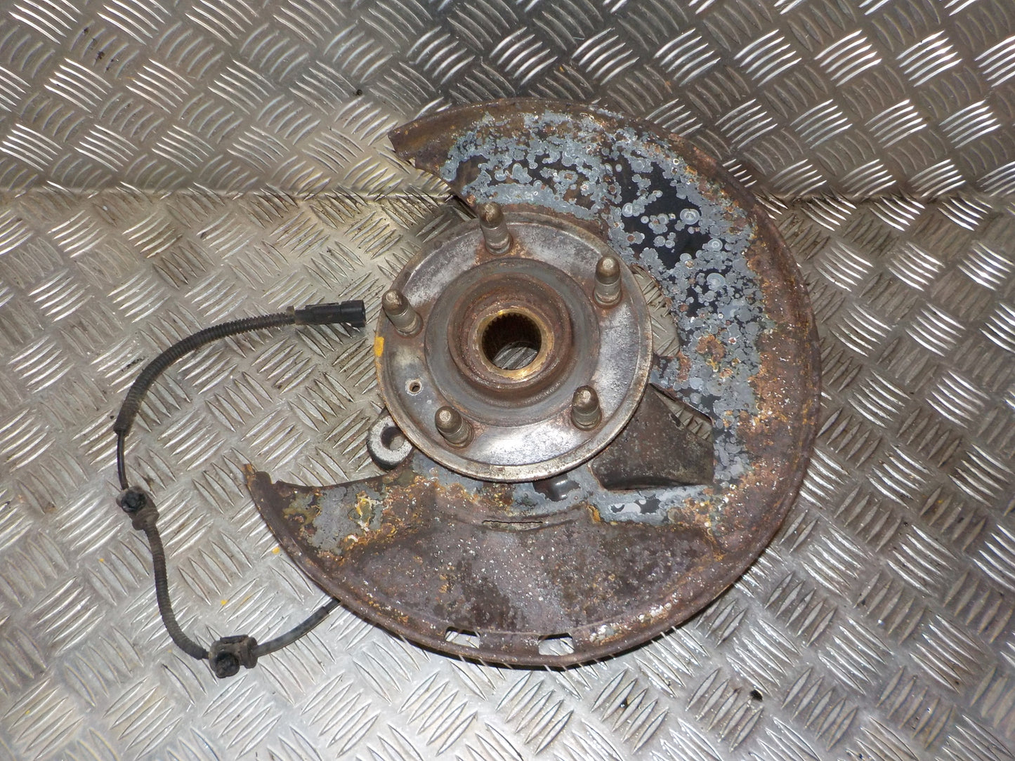 Opel Insignia A Spindel For V Med OEM Nr. 13219080 Fra Opel Ophugger