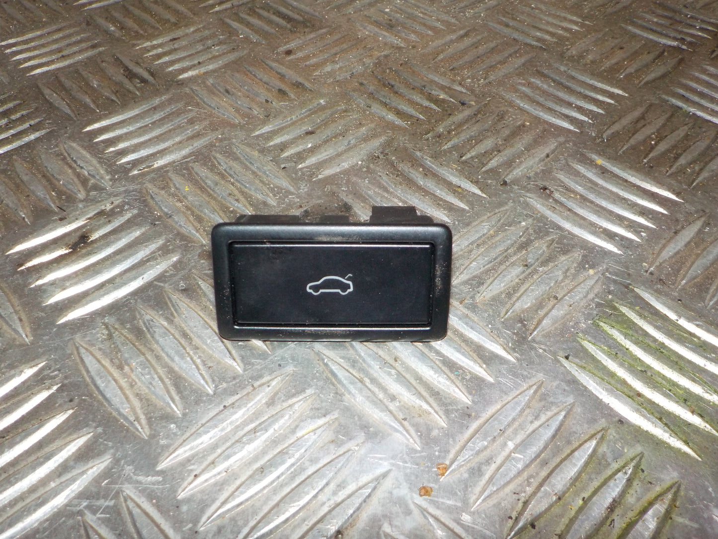 VW T‑Roc Dørkontakt Med OEM Nr. 3G0959831B Fra VW Ophugger