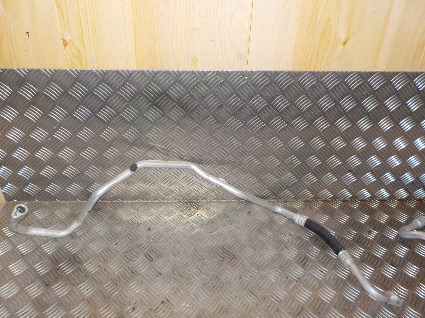 Peugeot Expert Aircond. Rør/Slanger Med OEM Nr. 2448516 Fra Peugeot Ophugger