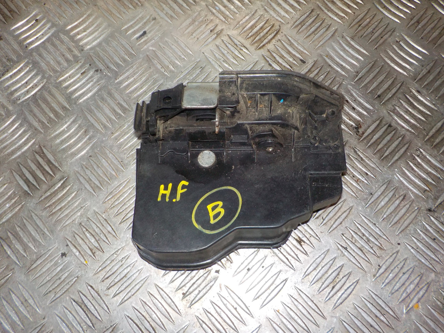 BMW 3-Serie E90/E91/E92/E Dørlås Med OEM Nr. 7229458 Fra BMW Ophugger