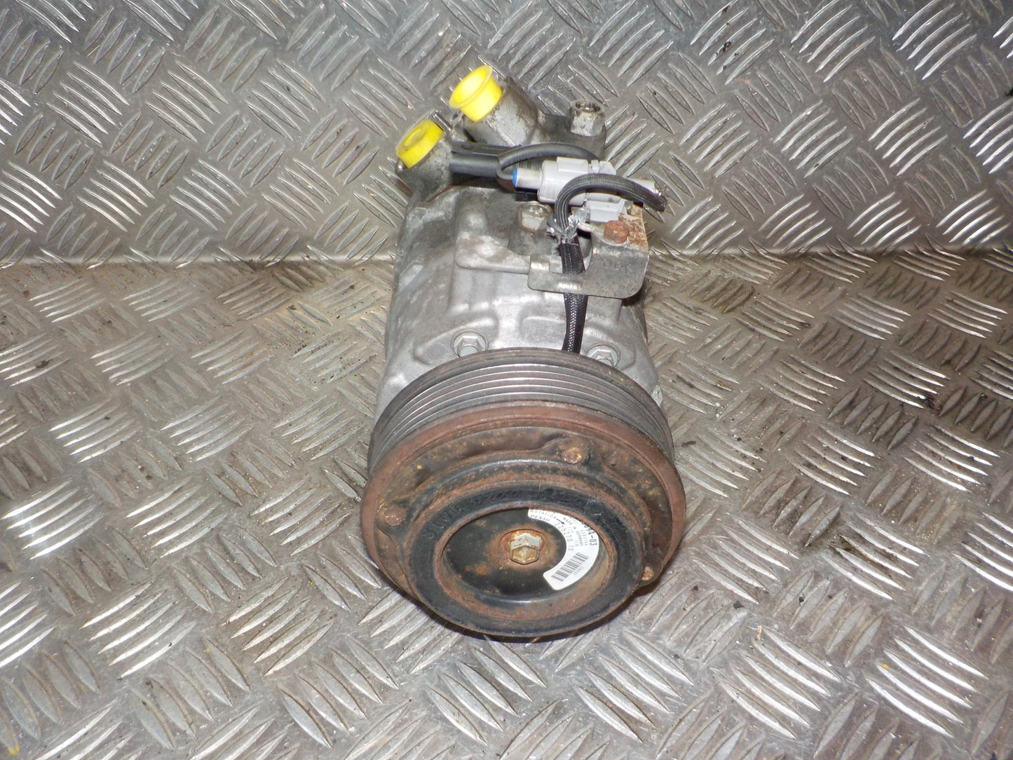 BMW 3-Serie E90/E91/E92/E Aircondition Pumpe Med OEM Nr. GE4472604710 Fra BMW Ophugger