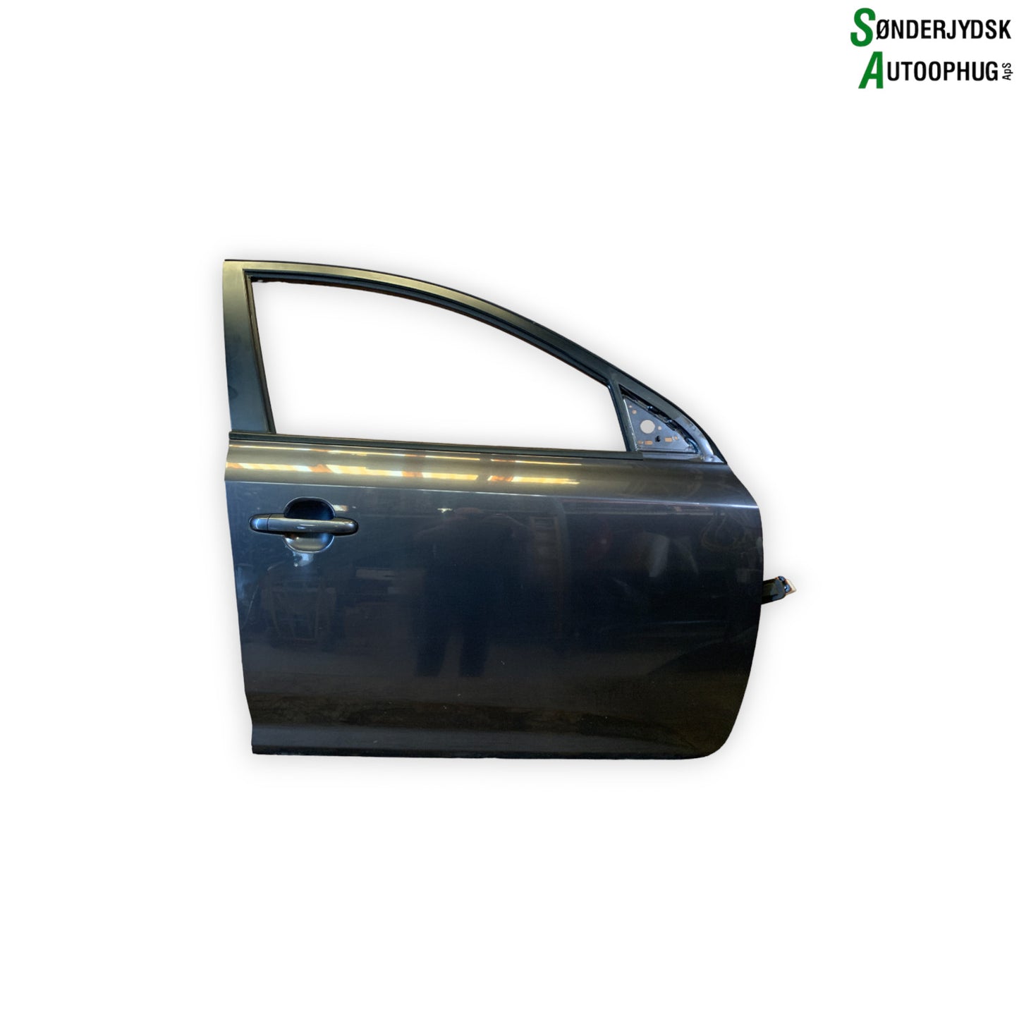 Kia Ceed Fordør H Med OEM Nr. 760041H000	 Fra Kia Ophugger