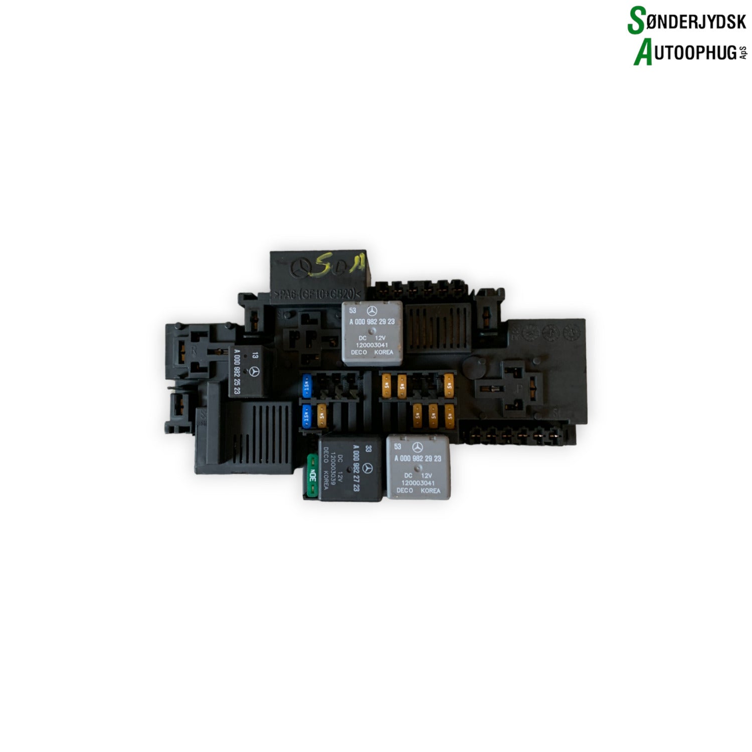Mercedes-Benz C W205 Sikringsboks Med OEM Nr. 2229063701 Fra Mercedes-Benz Ophugger