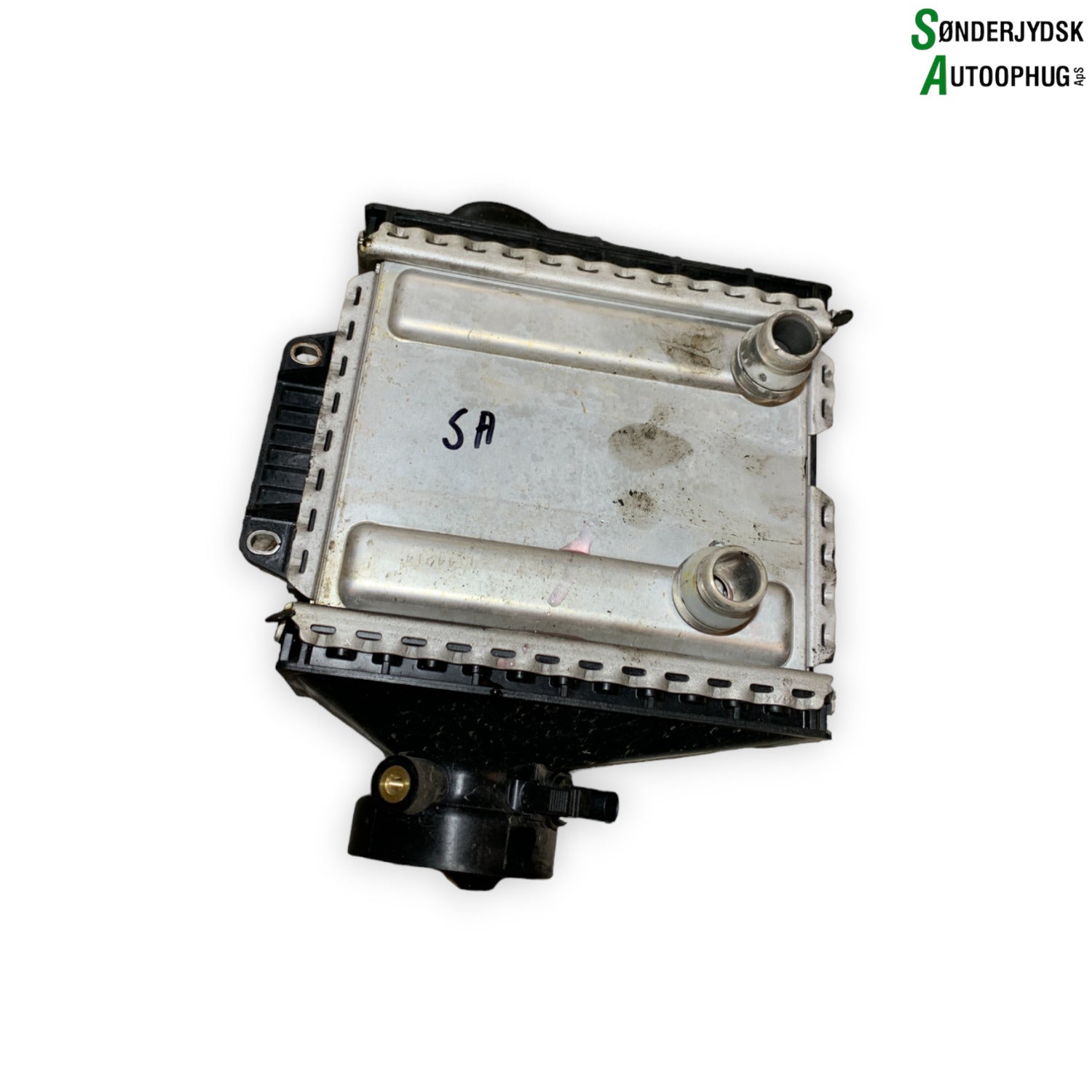 Mercedes-Benz C W205 Køler Intercooler Med OEM Nr. A6510900314 Fra Mercedes-Benz Ophugger