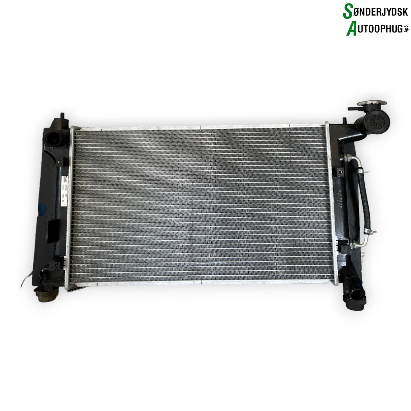 Toyota Corolla E12 Køler Med OEM Nr. 1640021130 Fra Toyota Ophugger