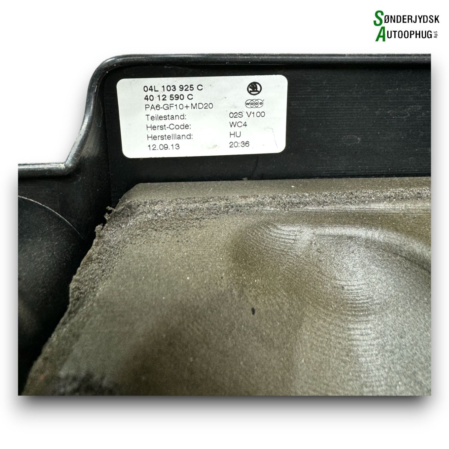 Skoda Octavia Motorskjold, Top Med OEM Nr. 04L103925C Fra Skoda Ophugger