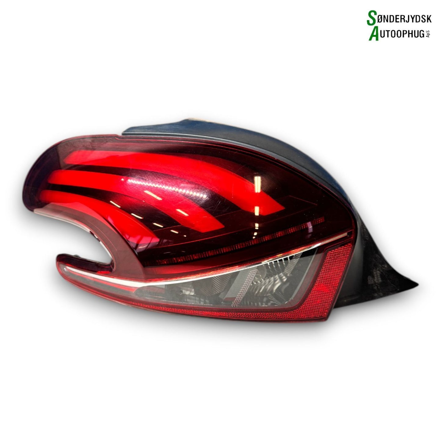 Peugeot 208 Baglygte Med OEM Nr. 9825601280 Fra Peugeot Ophugger