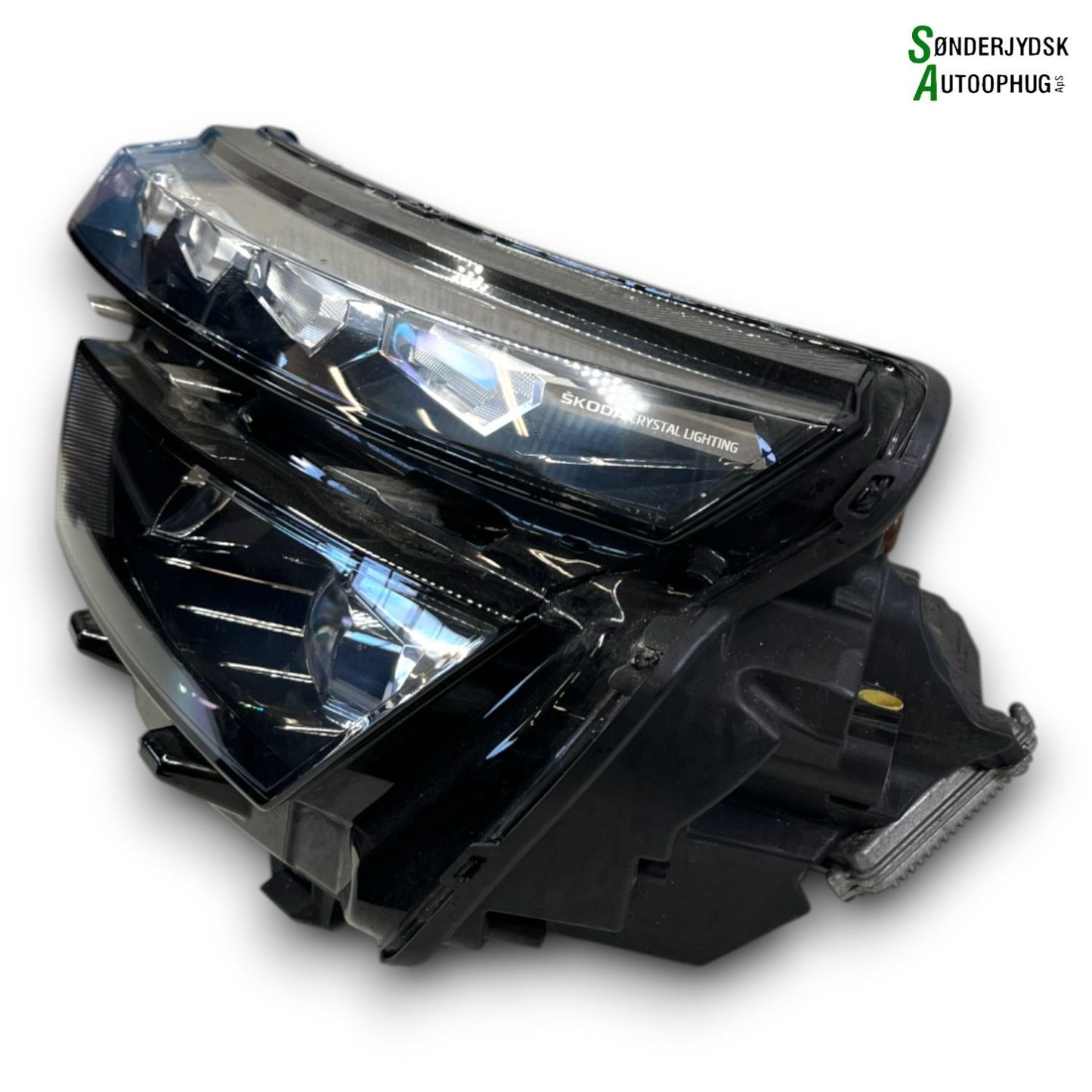 Skoda Kamiq Forlygte Med OEM Nr. 658941015F Fra Skoda Ophugger