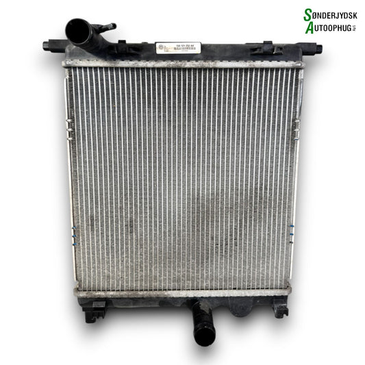 Skoda Citigo Køler Med OEM Nr. 1S0121253AA Fra Skoda Ophugger