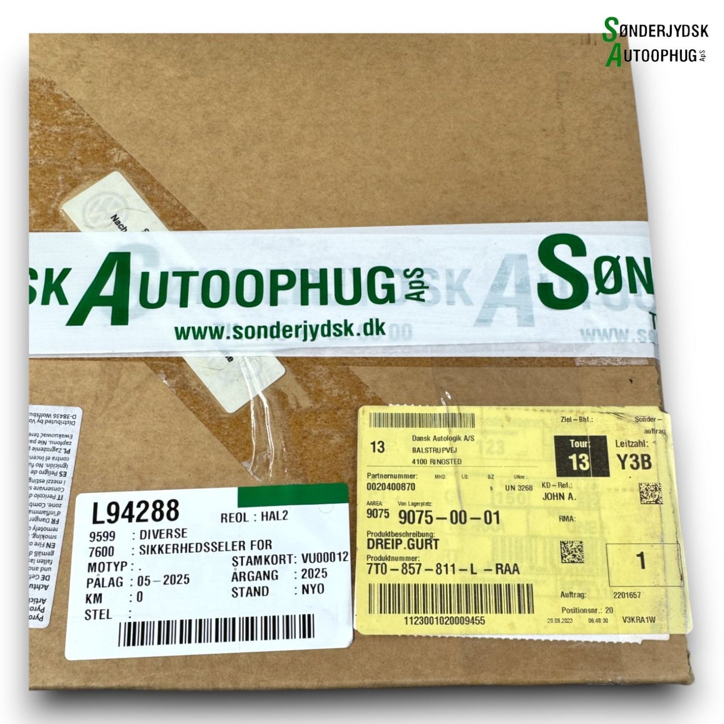 VW Transporter T7 Sikkerhedsseler Bag Med OEM Nr. 7T0857811LRAA Fra VW Ophugger