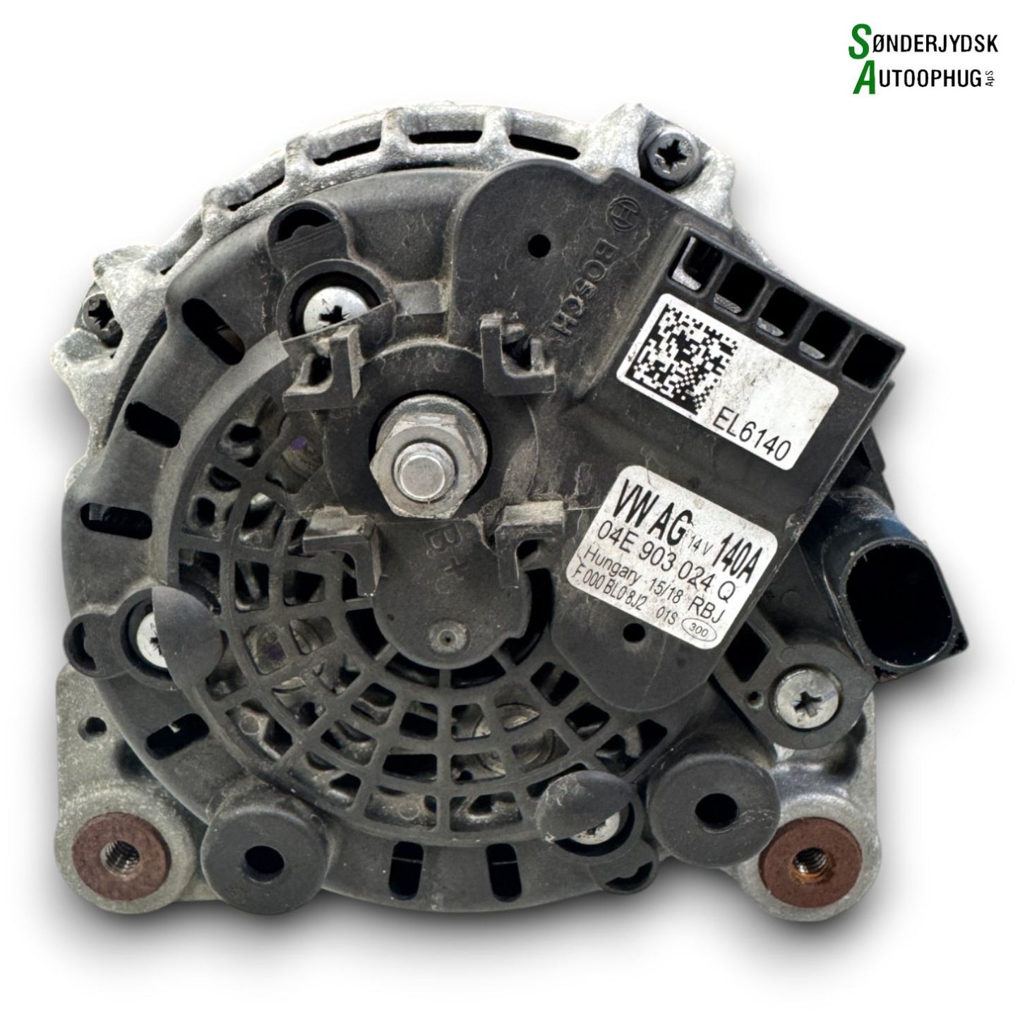 VW Polo AW Generator Med OEM Nr. 04C903023JX Fra VW Ophugger