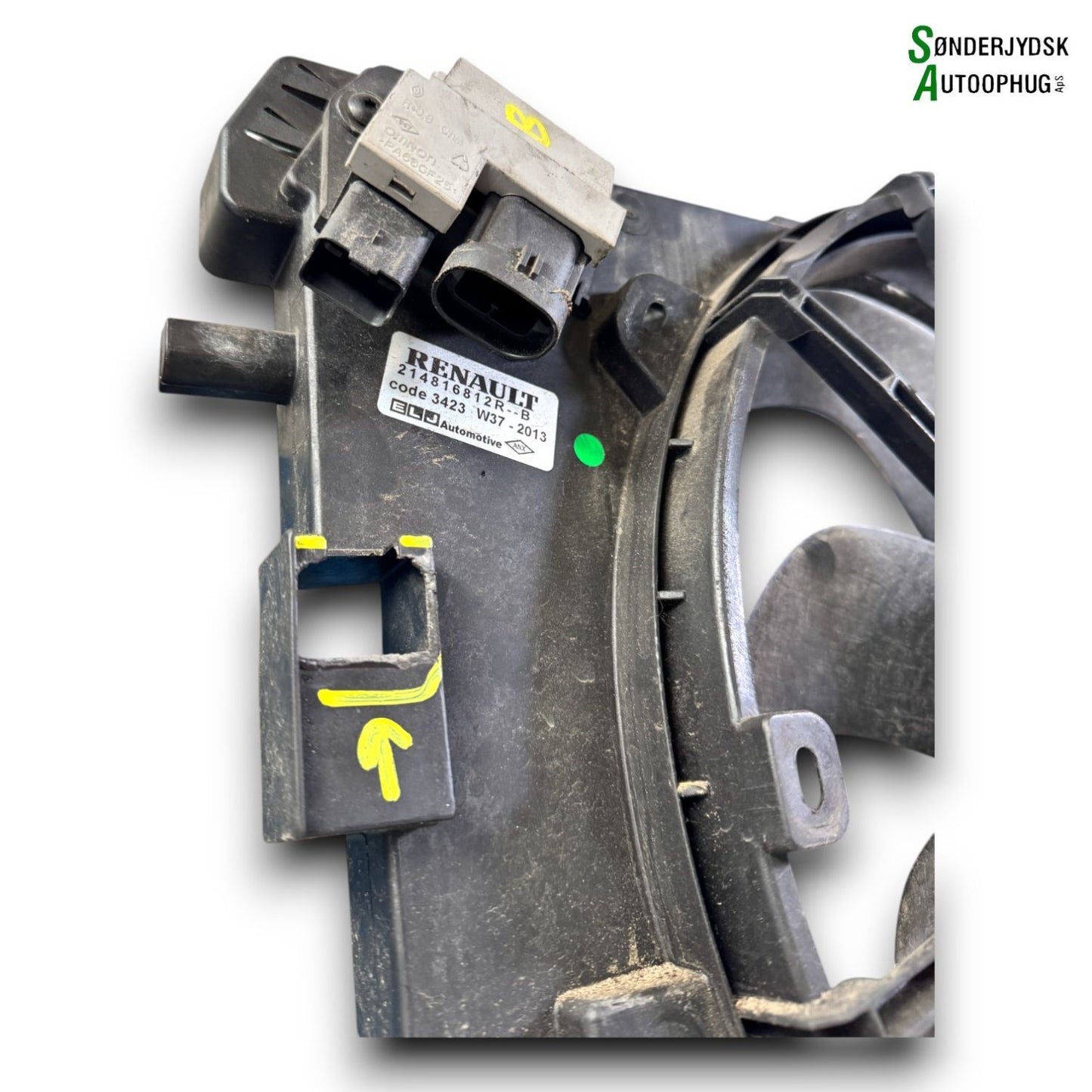 Renault Clio 4 Kølerblæser El Med OEM Nr. 214816703R Fra Renault Ophugger