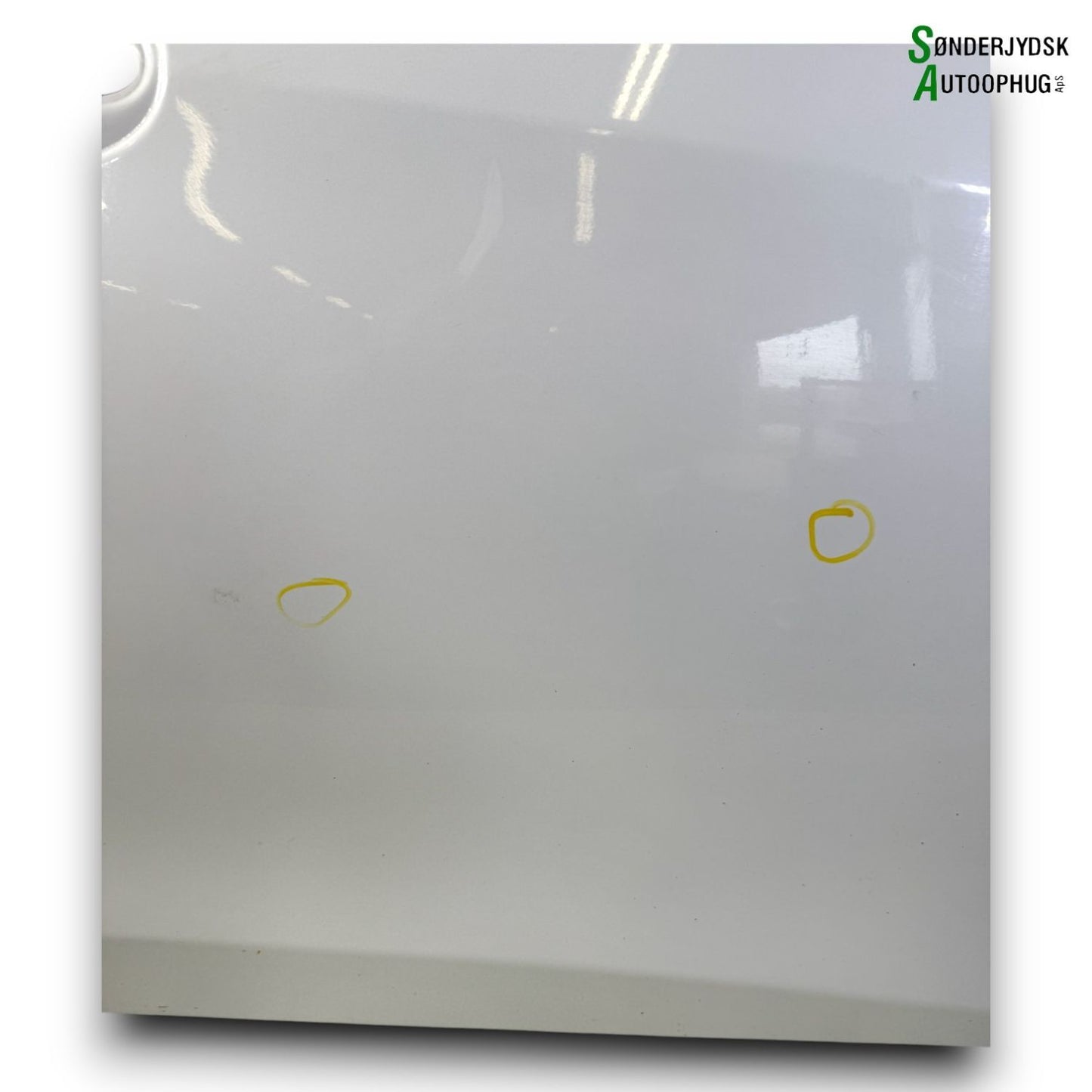 Toyota Yaris Fordør H Med OEM Nr. 670010D230 Fra Toyota Ophugger