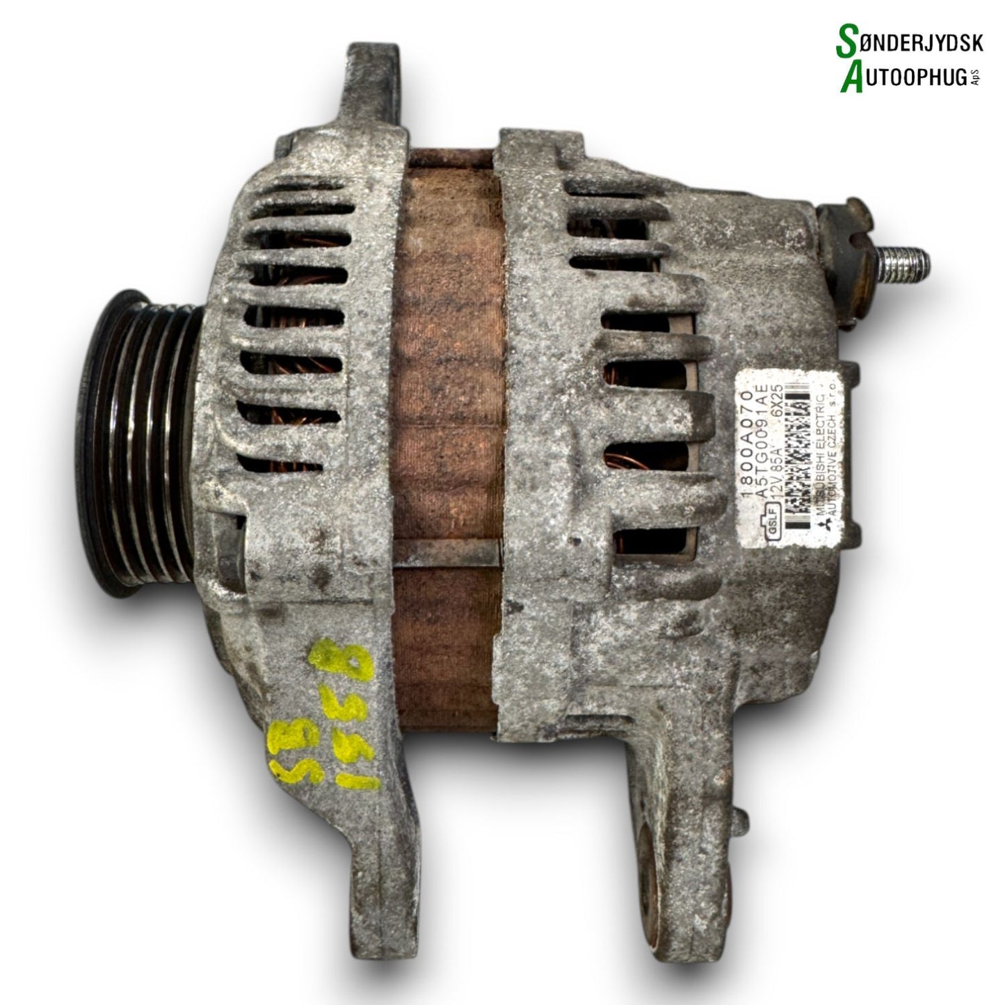 Mitsubishi Colt Generator Med OEM Nr. 1800A070 Fra Mitsubishi Ophugger