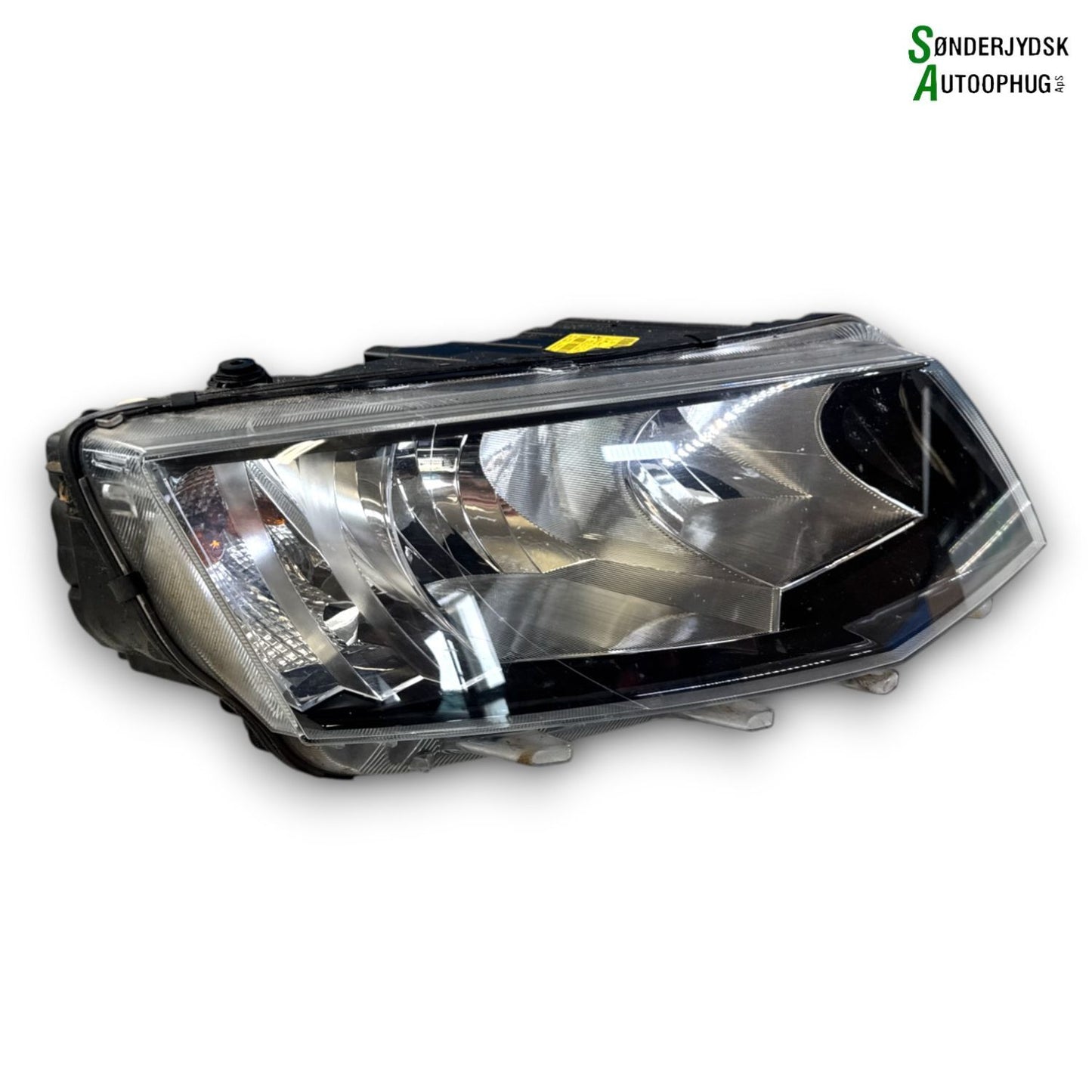 Skoda Octavia Forlygte Med OEM Nr. 5E1941018 Fra Skoda Ophugger