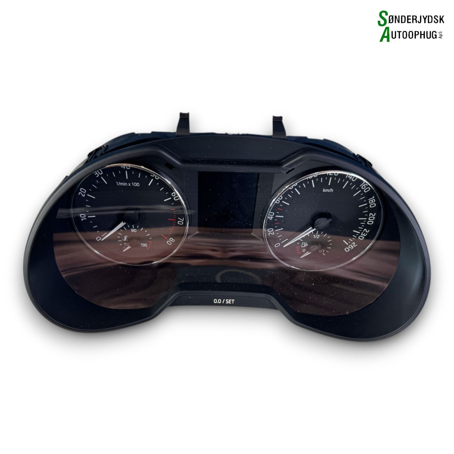 Skoda Octavia Speedometer - Instrument Med OEM Nr. 5E0920750B Fra Skoda Ophugger