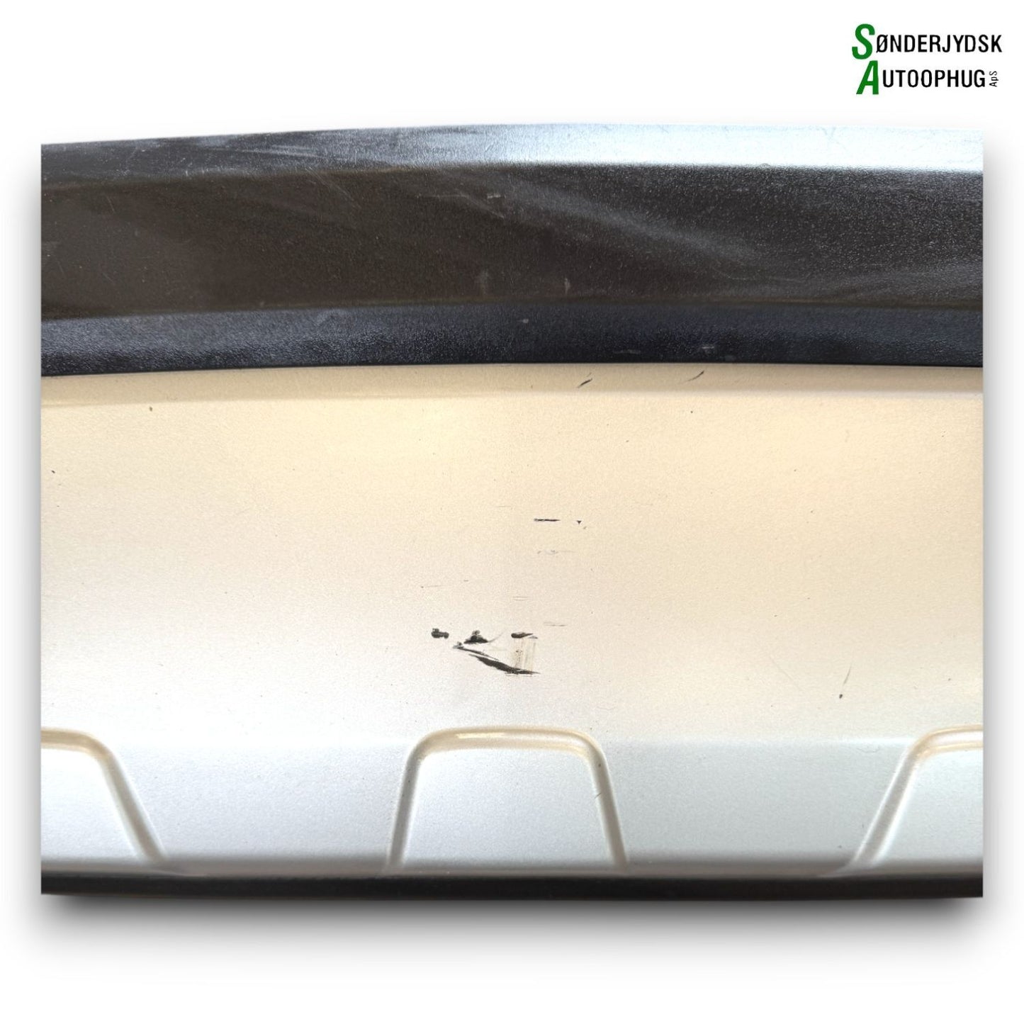 Opel Mokka A Bagkofanger Med OEM Nr. 95352038 Fra Opel Ophugger