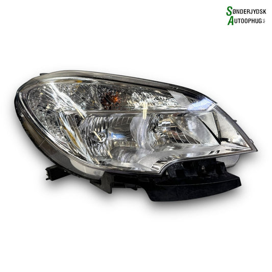 Opel Mokka A Forlygte Med OEM Nr. 95095497 Fra Opel Ophugger