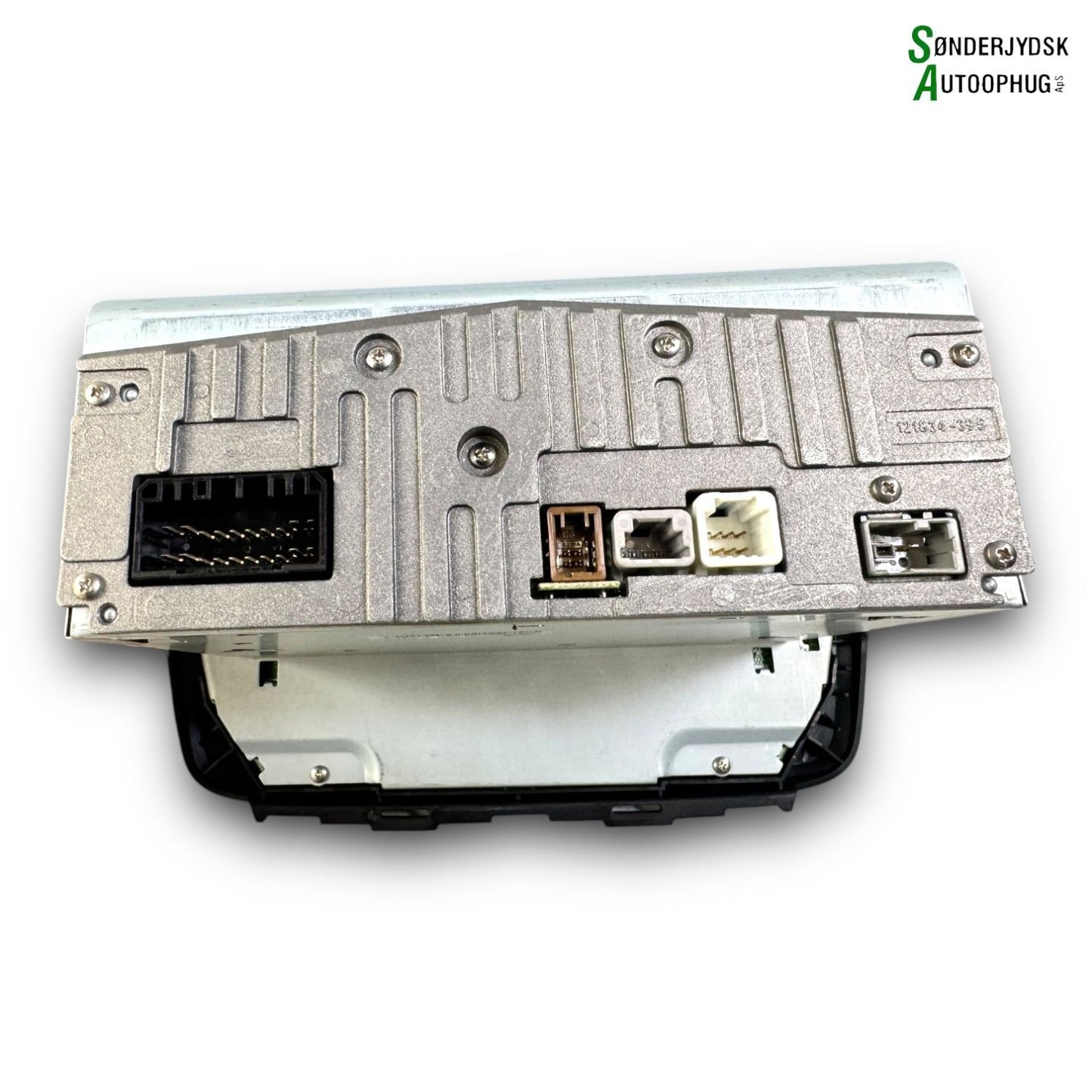 Suzuki Baleno Radio M/Cd Med OEM Nr. 3910168PF0 Fra Suzuki Ophugger